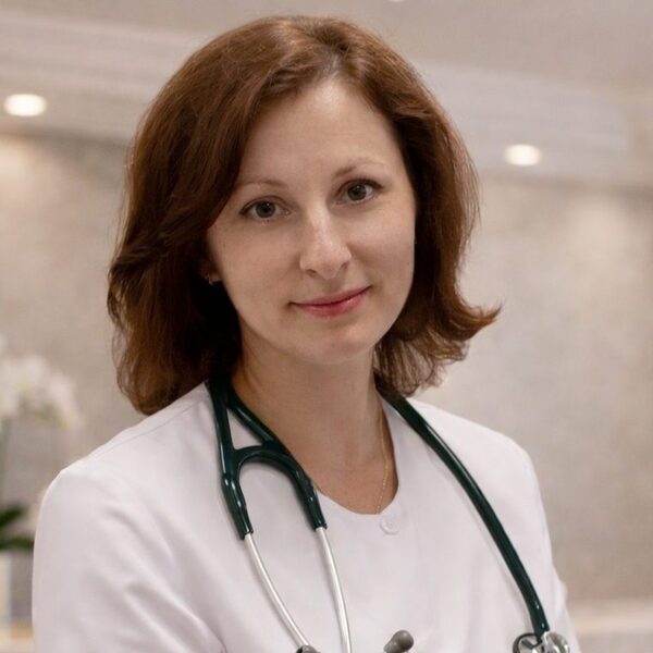 Dr. Cătălina Riebel